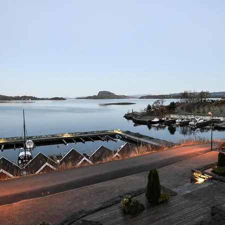 Gorgeous In With House Sea View شقة Fister